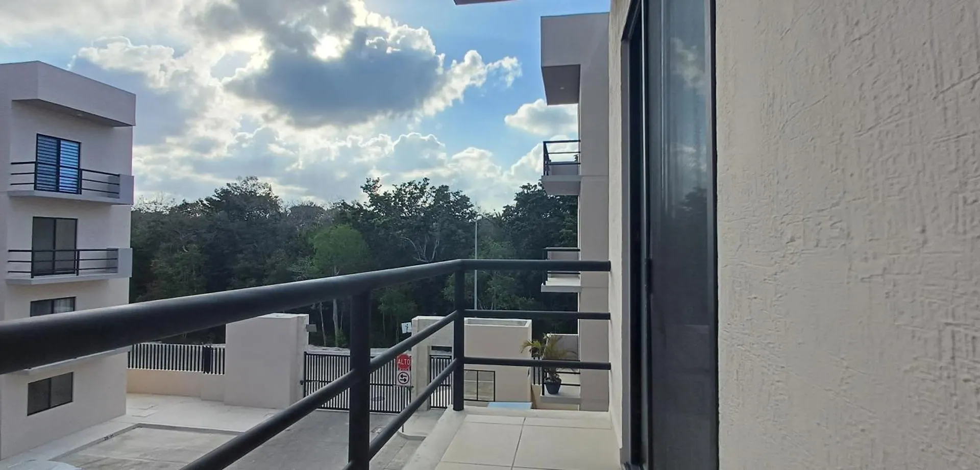 2 Bed 2 Bath At Selva Escondida In פוארטו מורלוס