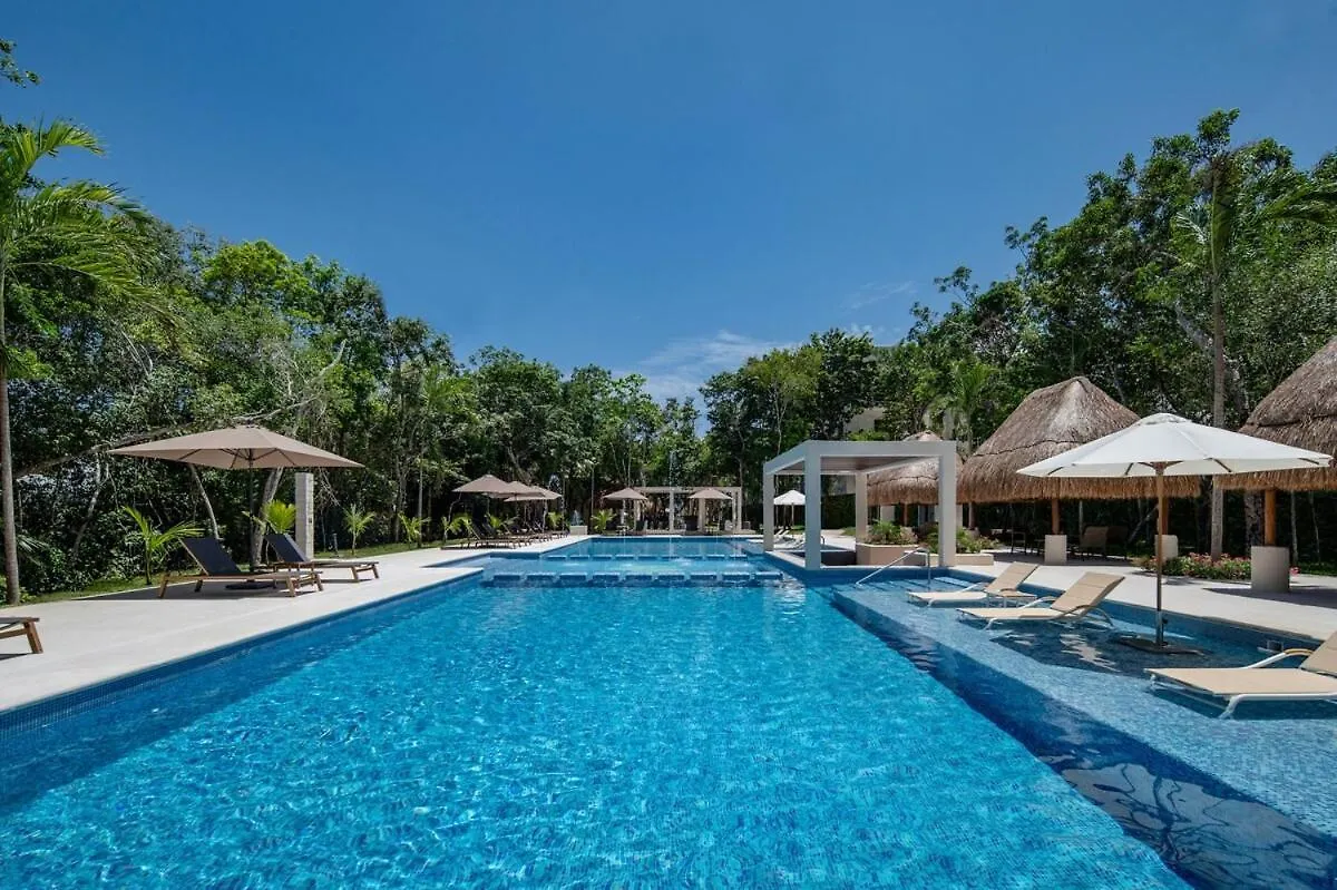 2 Bed 2 Bath At Selva Escondida In פוארטו מורלוס דירה